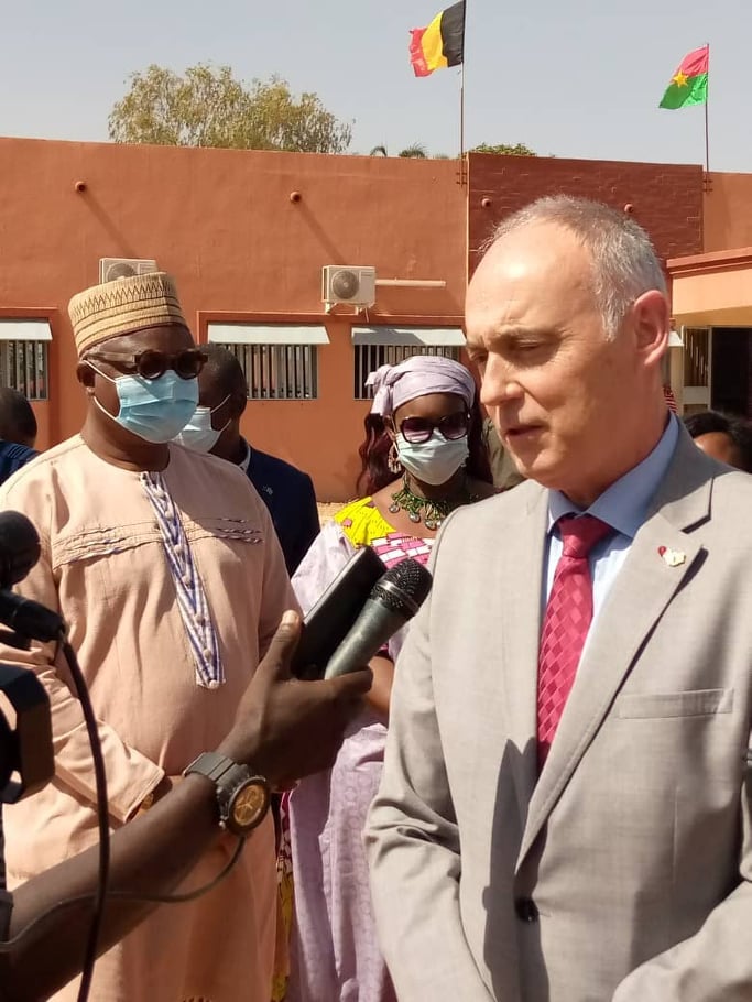 Arrond 2 Ouagadougou - Inauguration nouveau centre EC - 29 12 2020 - Interview Ambassadeur belge BF